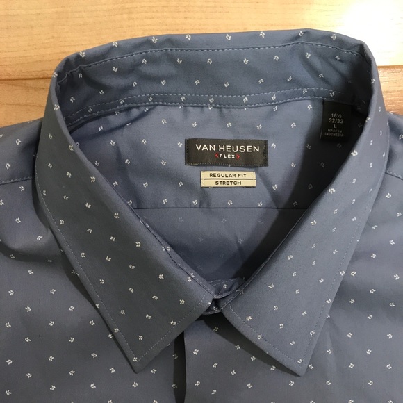 Van Heusen Men’s Button Down Dress Shirt - Picture 2 of 3